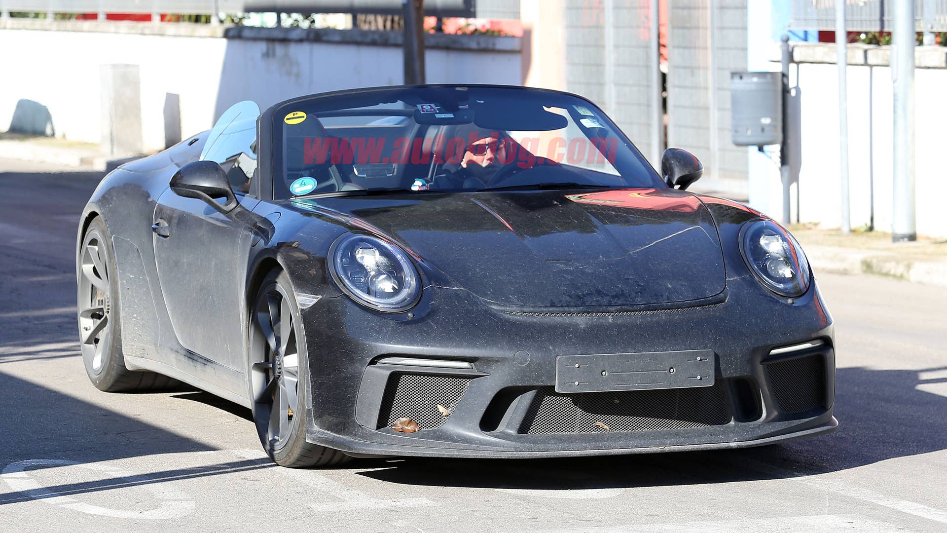 Porsche 911 Speedster spied
