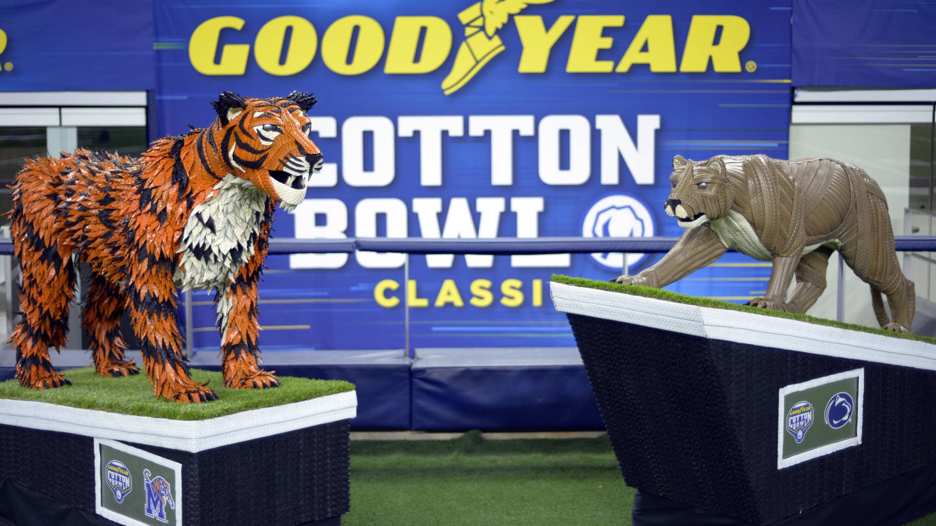 Standing over five feet tall and weighing more than 200 pounds each, Goodyear’s tire art features Penn State University’s mascot, the Nittany Lion, and the University of Memphis’ mascot, Tom the Tiger. Collectively, the tire-based artwork was constructed from more than 260 Goodyear-branded tires, leverages approximately 450 hidden screws and took 400 hours to complete. The 2019 Goodyear Cotton Bowl Classic game kicks off on ESPN on Dec. 28, at 11 a.m. CST. (Matt Strasen/AP Images for Goodyear) (PRNewsfoto/The Goodyear Tire & Rubber Comp)