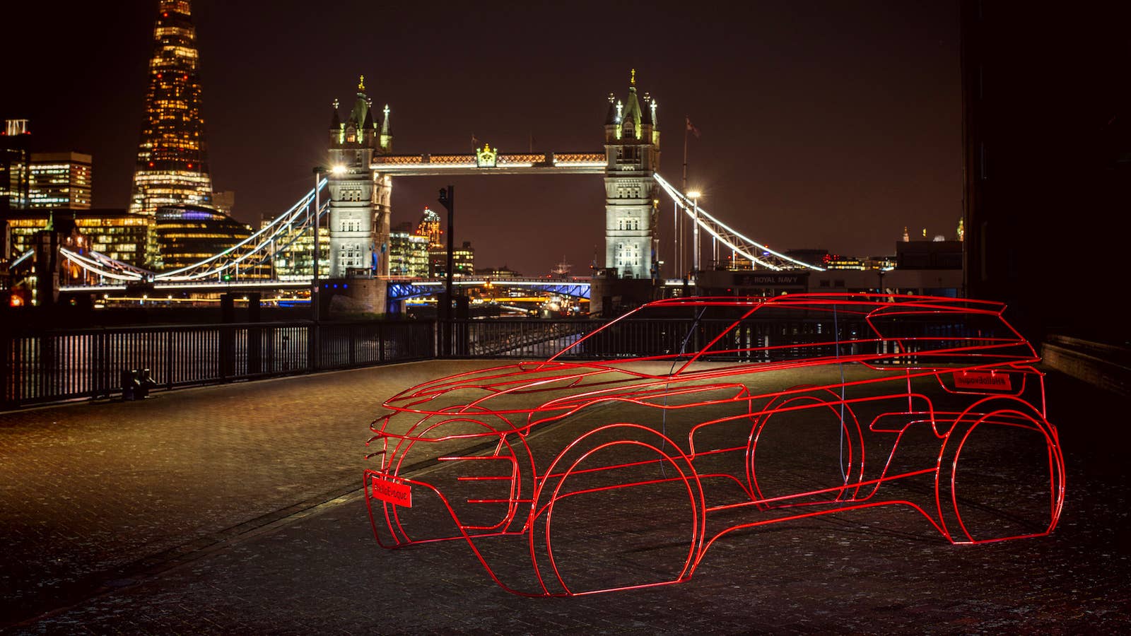 Range Rover Evoque wireframe teaser