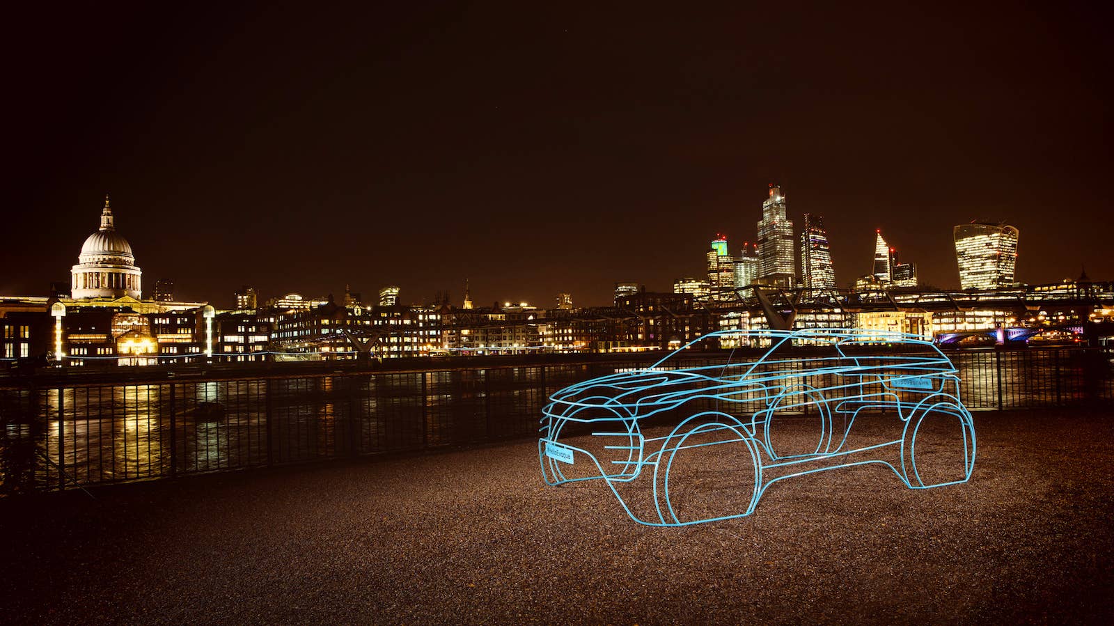Range Rover Evoque wireframe teaser