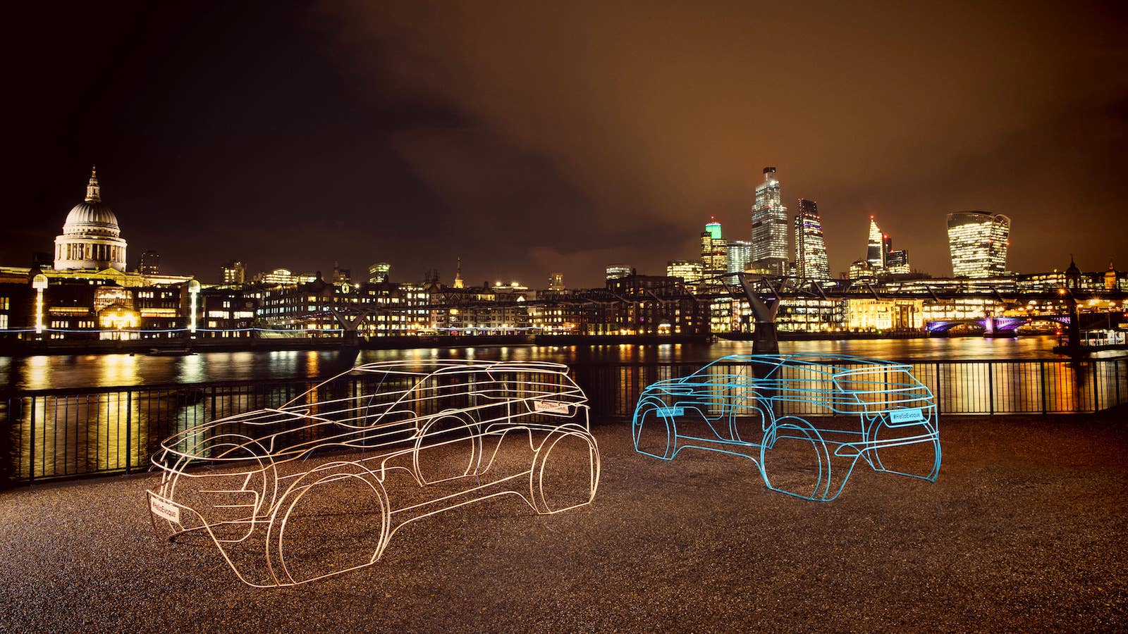 Range Rover Evoque wireframe teaser