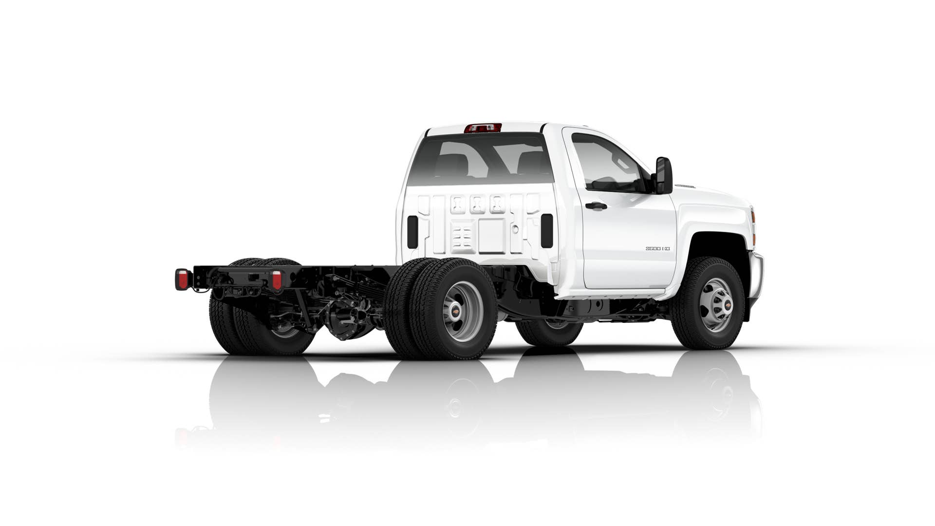2016 Silverado 3500HD Chassis Cab rear 3/4