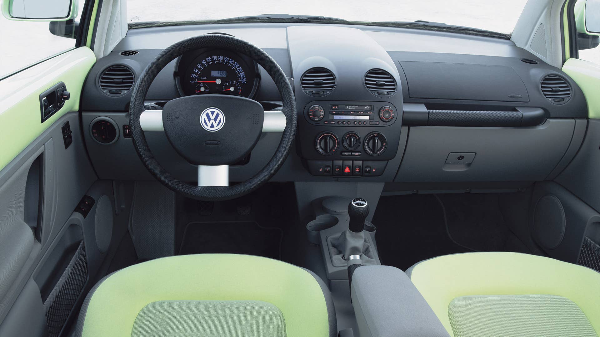 Volkswagen New Beetle interior