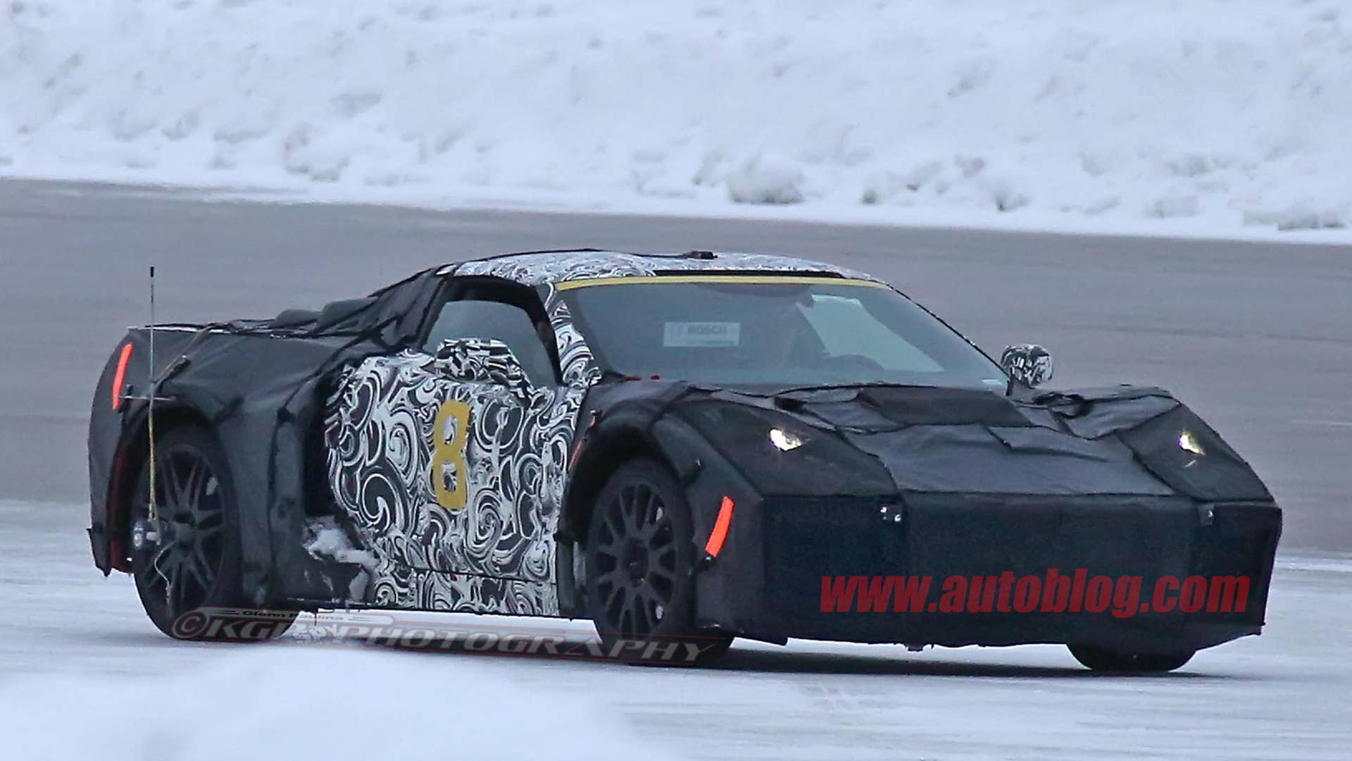 Chevrolet Corvette C8 front 4