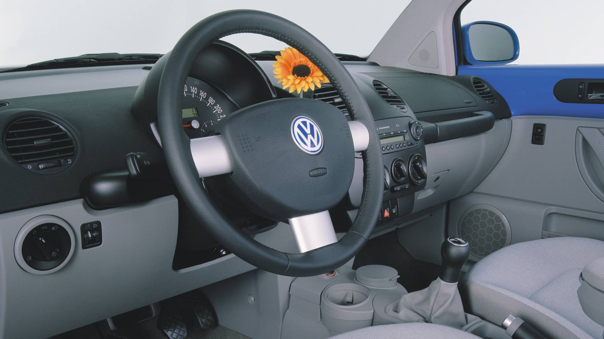 Volkswagen New Beetle interior
