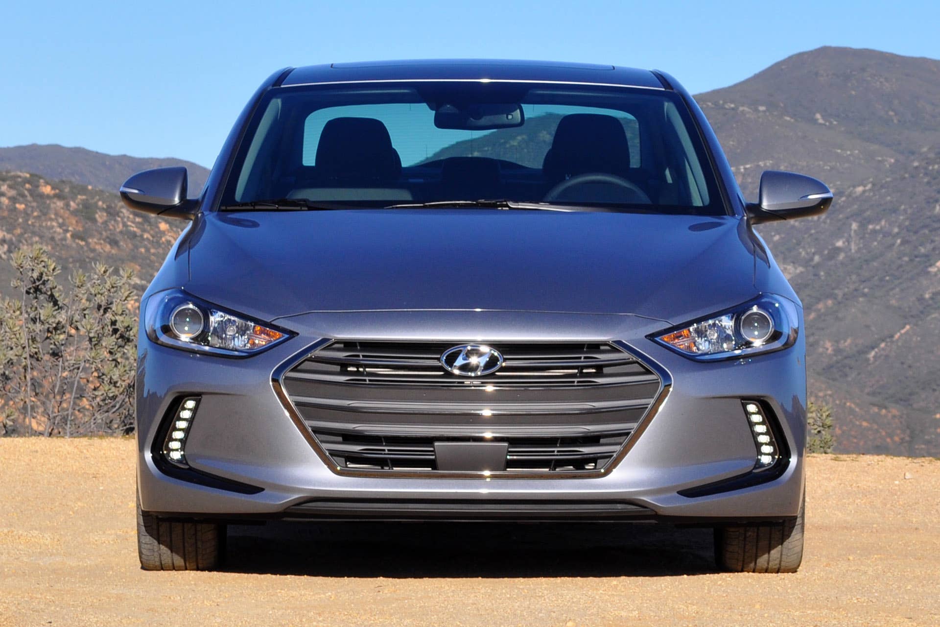 2017 Hyundai Elantra front view