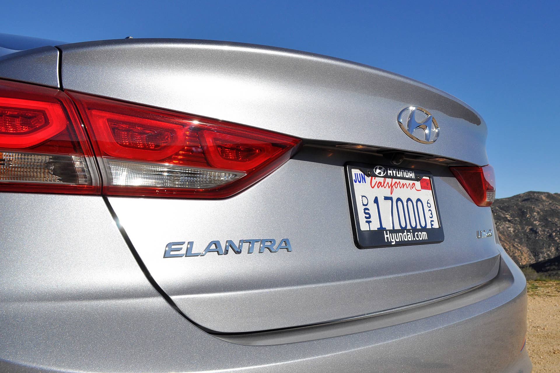 2017 Hyundai Elantra rear details