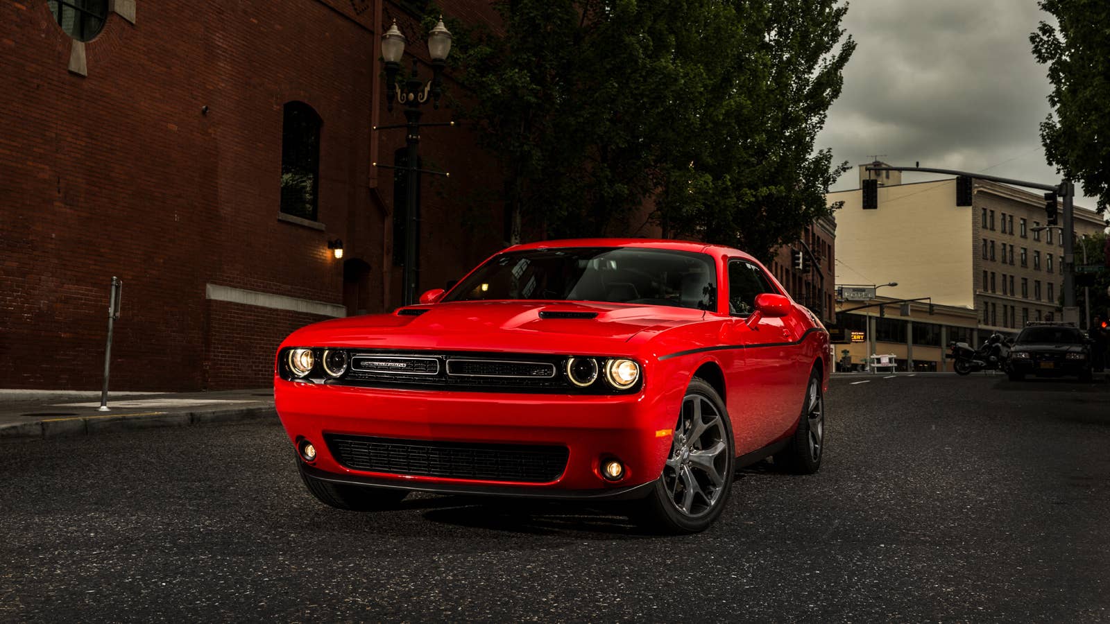 2019 Dodge Challenger SXT Plus