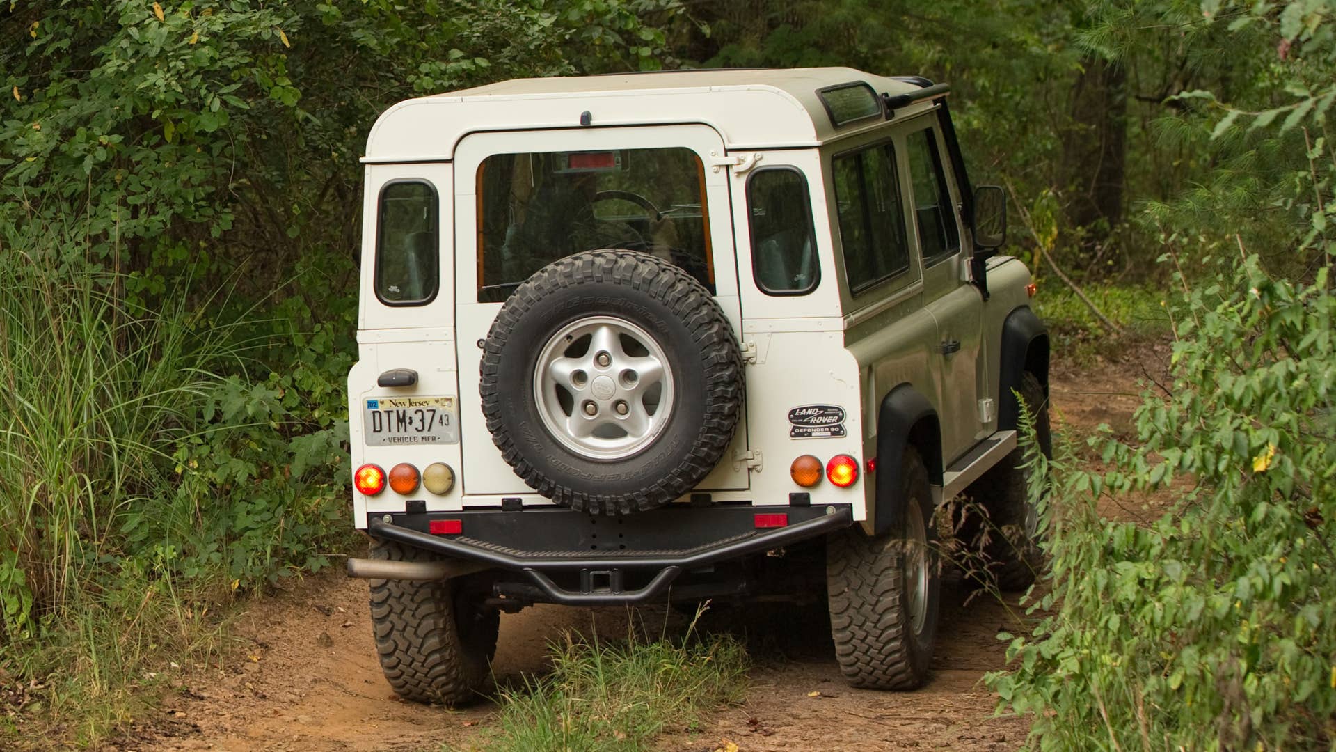 Land Rover Defender