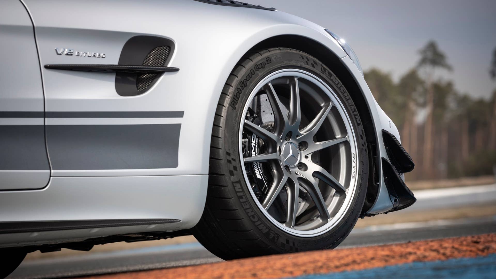 2020 Mercedes-AMG GT R Pro