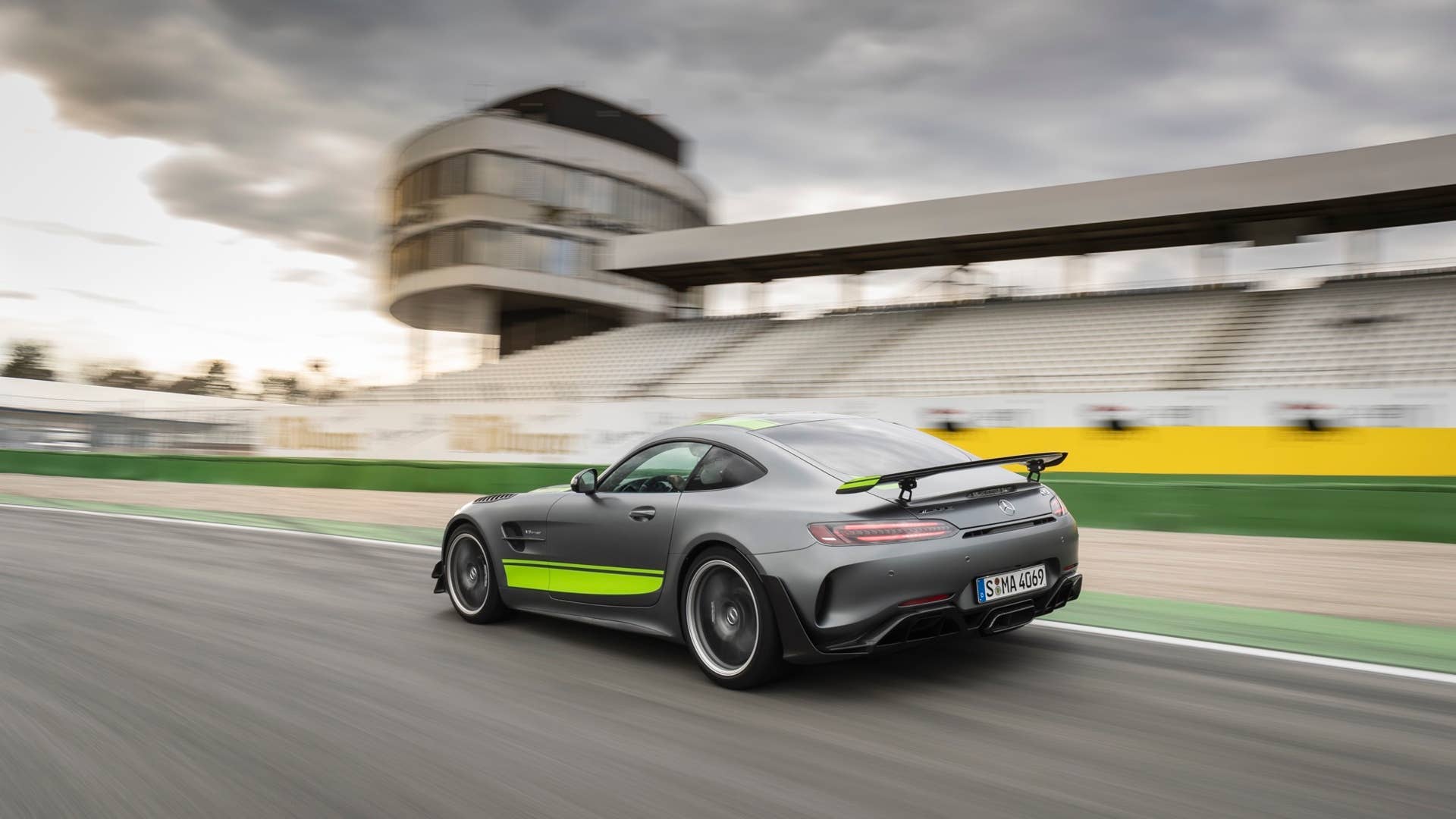 2020 Mercedes-AMG GT R Pro