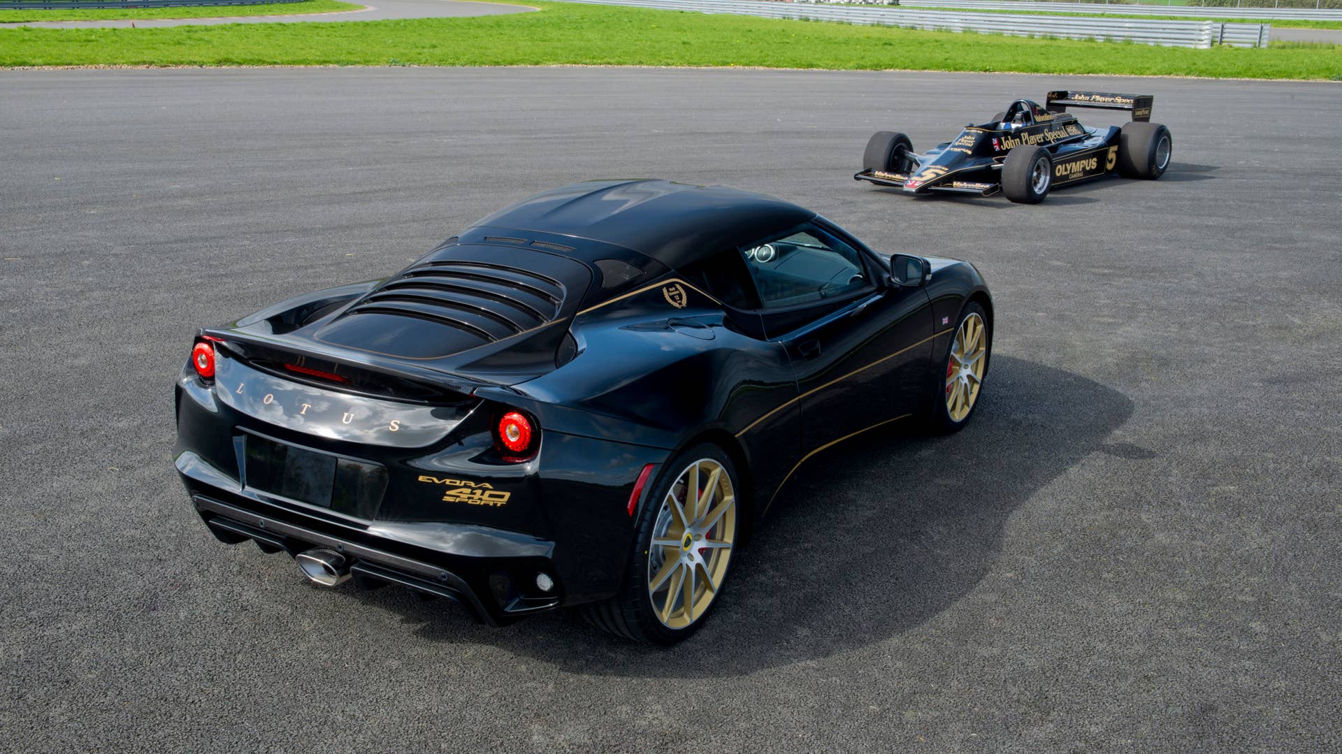 Lotus Evora Sport 410 GP Edition rear 3/4