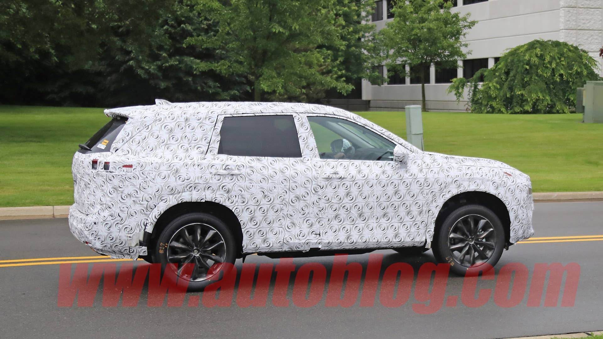 2021 Nissan Rogue Spy Shots