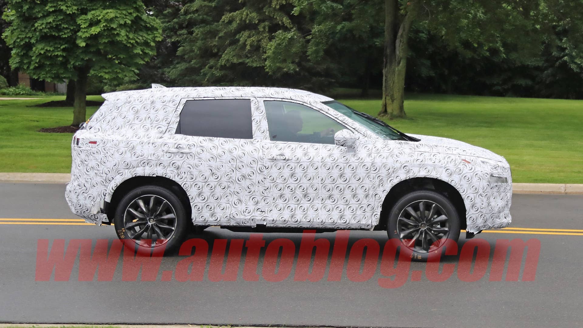 2021 Nissan Rogue Spy Shots