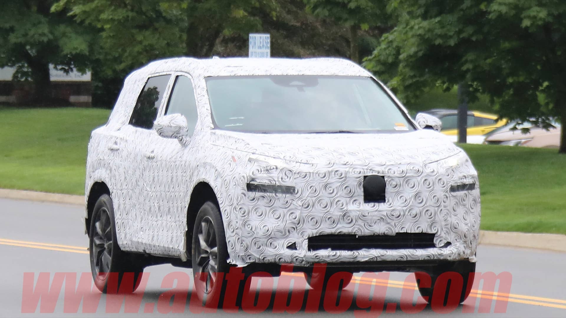 2021 Nissan Rogue Spy Shots