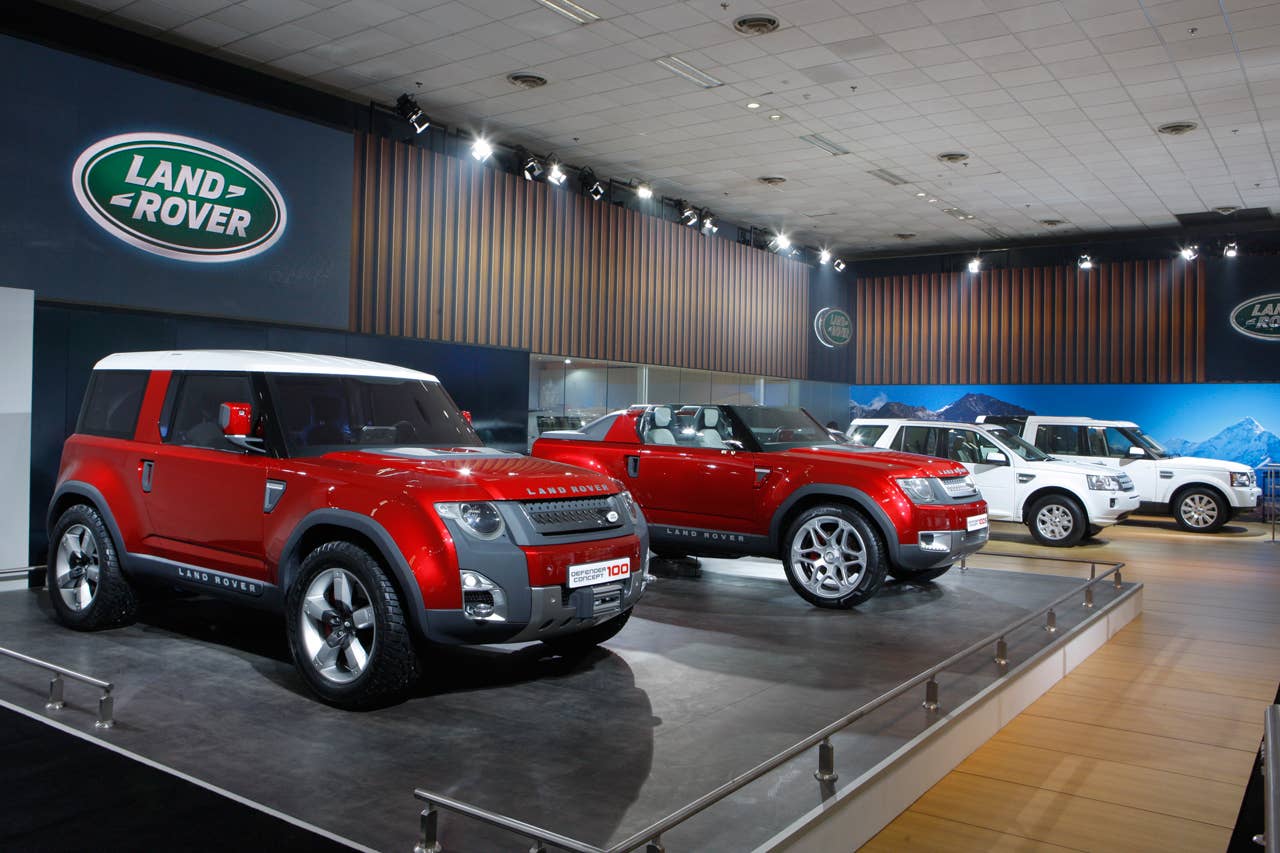 Land Rover Defender Concept 100 and Defender Concept 100 Sport