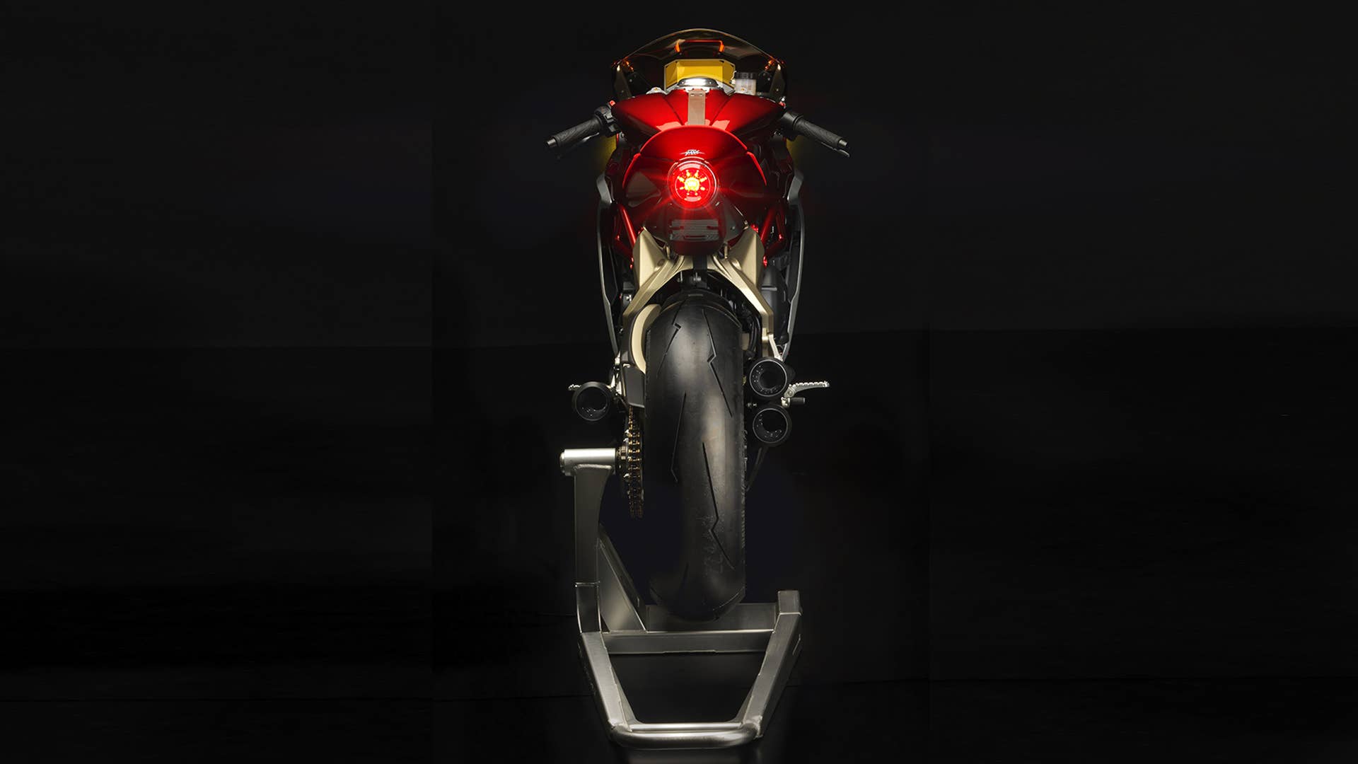 MV Agusta Superveloce 800