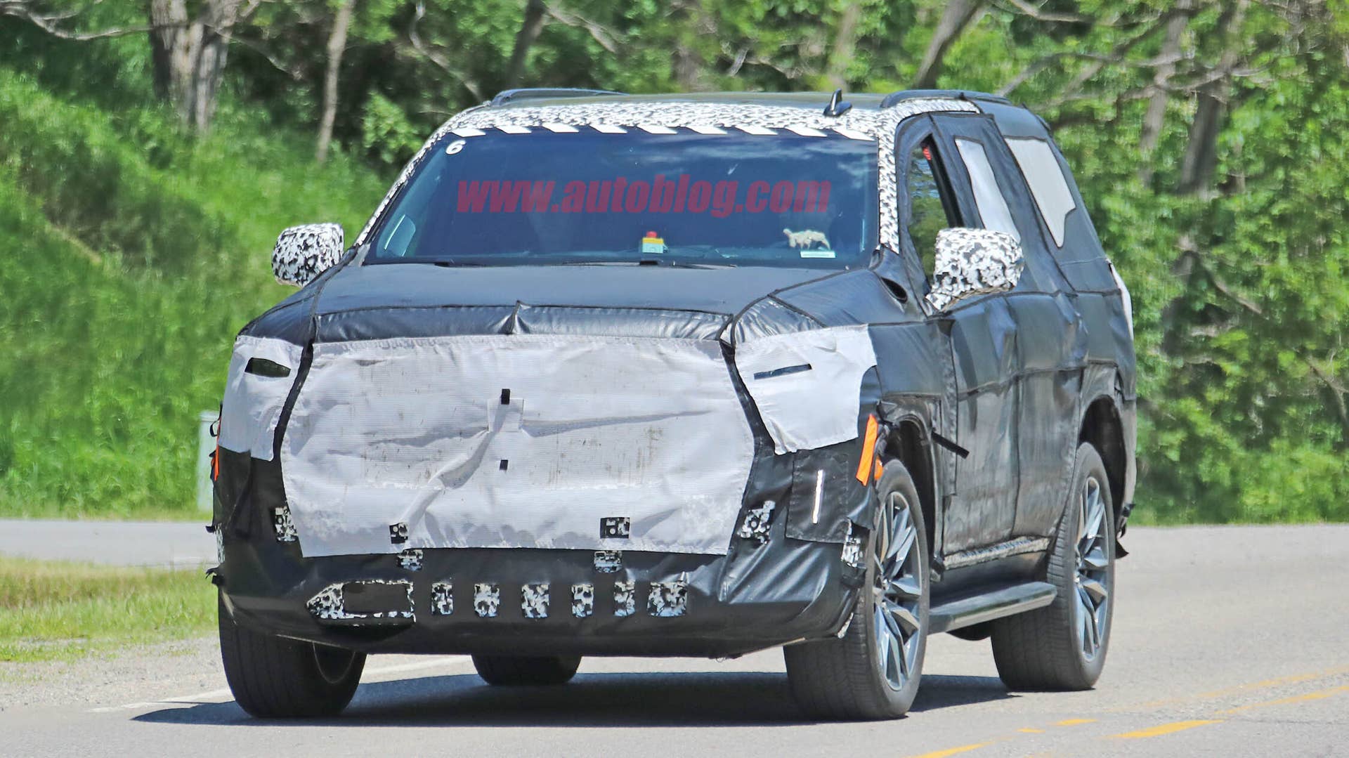 Cadillac Escalade spy photos