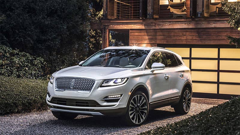 The latest MKC gets a few upgrades for 2019 before becoming the Lincoln Corsair in 2020, front three-quarter view.