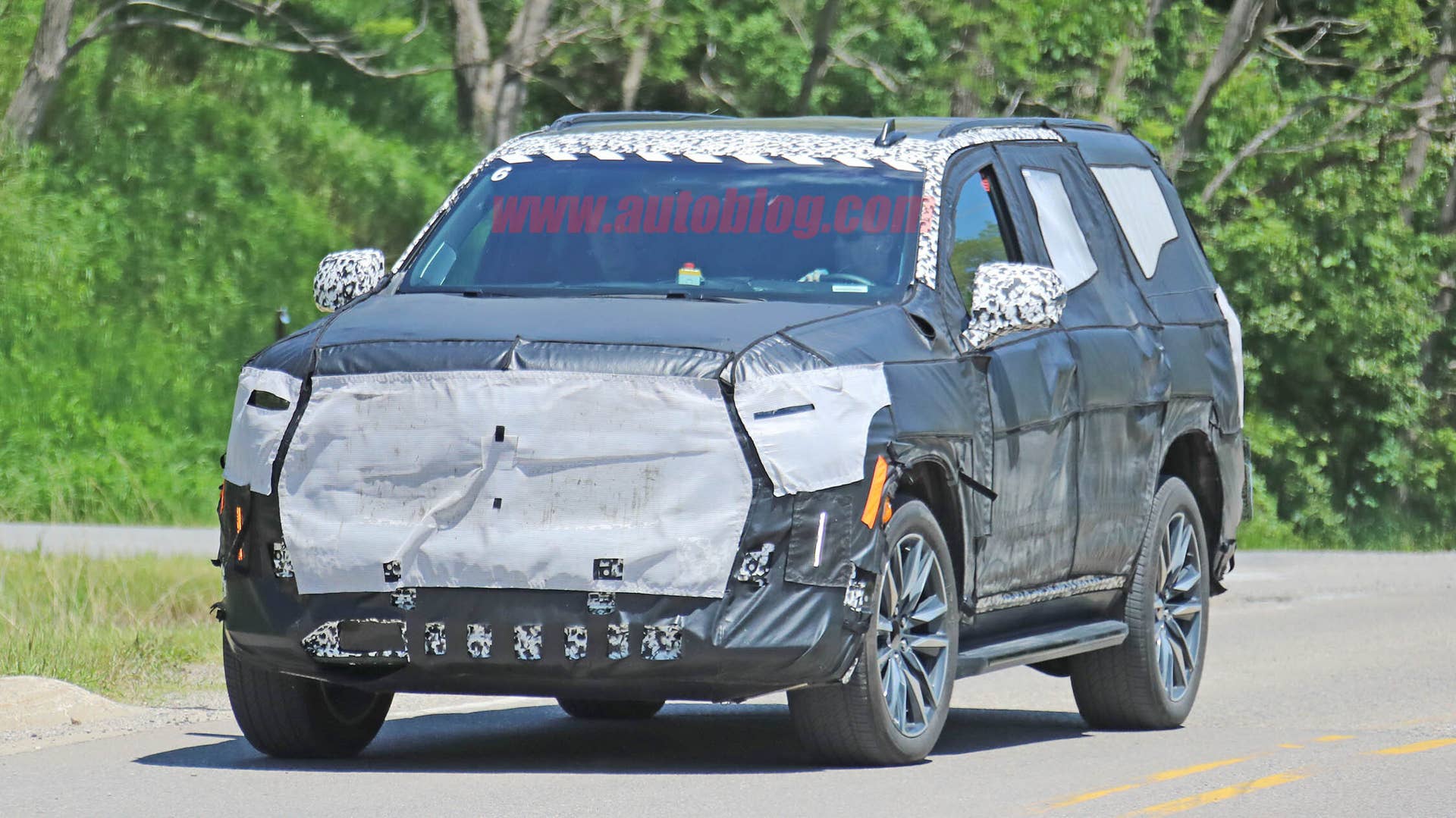 Cadillac Escalade spy photos