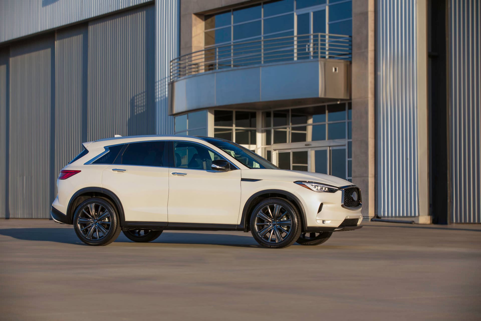 EDITION 30 models include specially trimmed versions of its line of luxury vehicles, featuring unique exterior design treatments and some of the world’s first driver assistance technologies that INFINITI has brought to market.