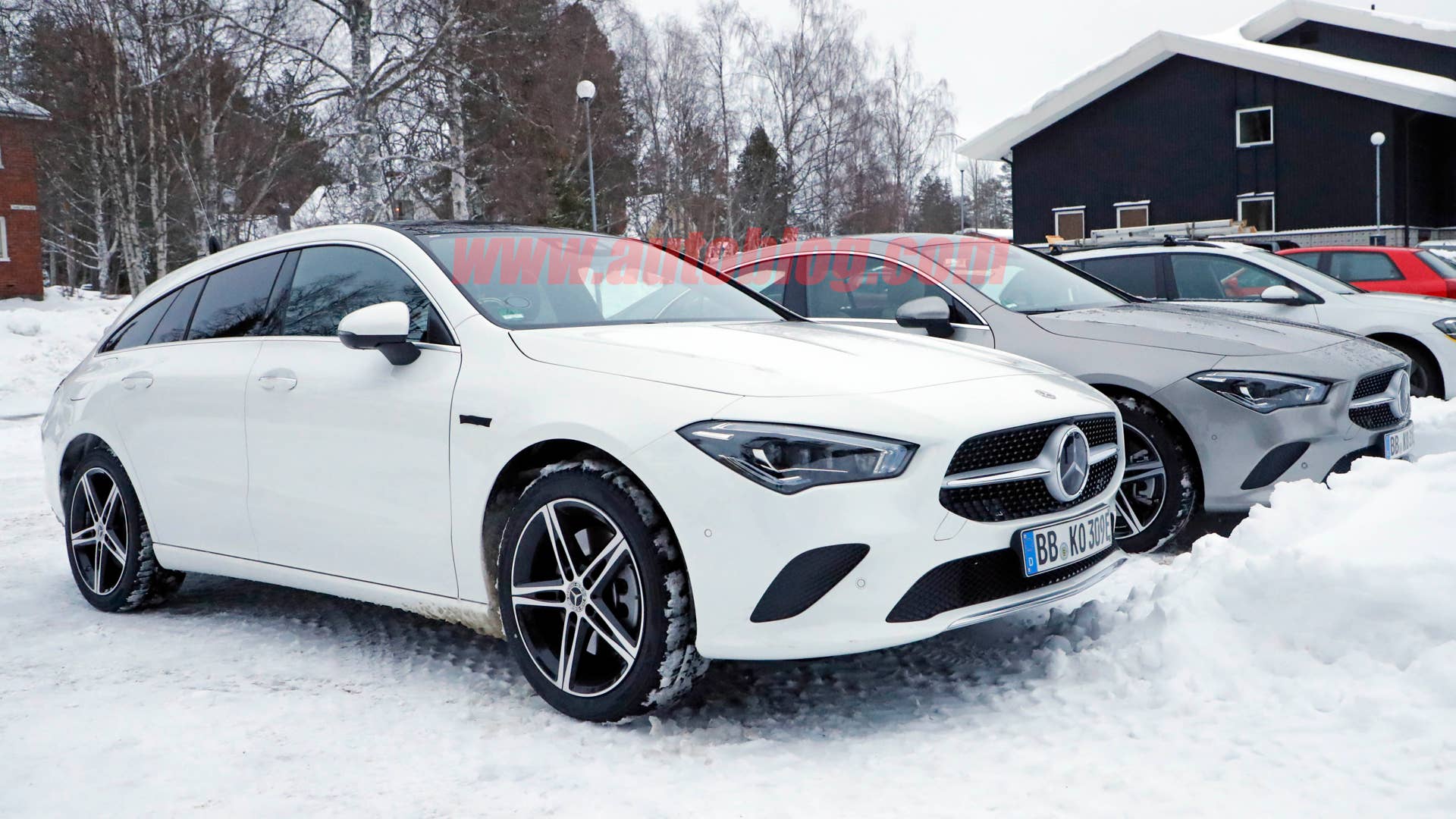 Mercedes-Benz CLA 250 e prototype