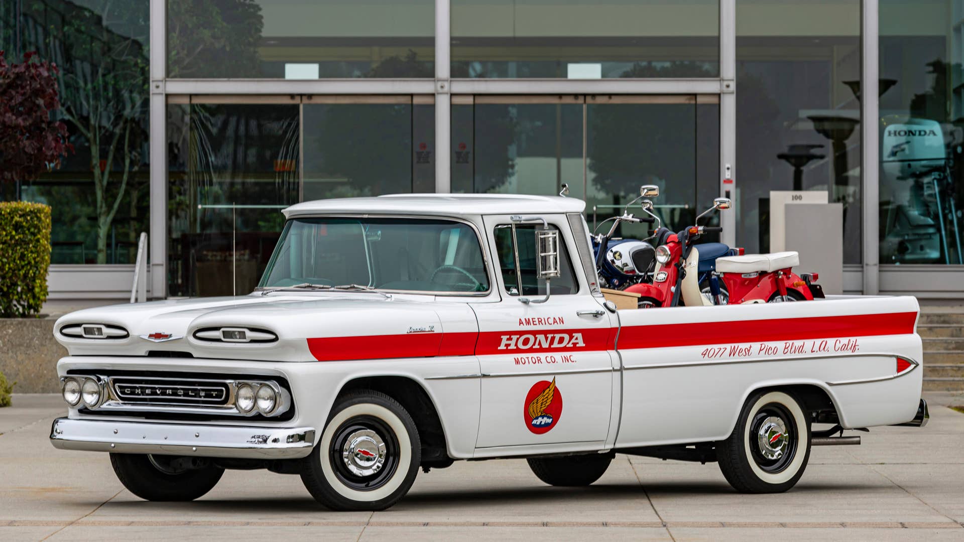 1961 Chevy Apache 10