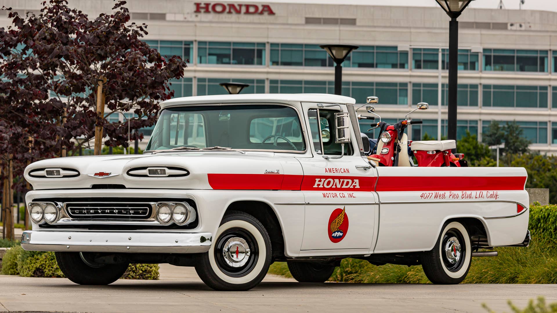 1961 Chevy Apache 10