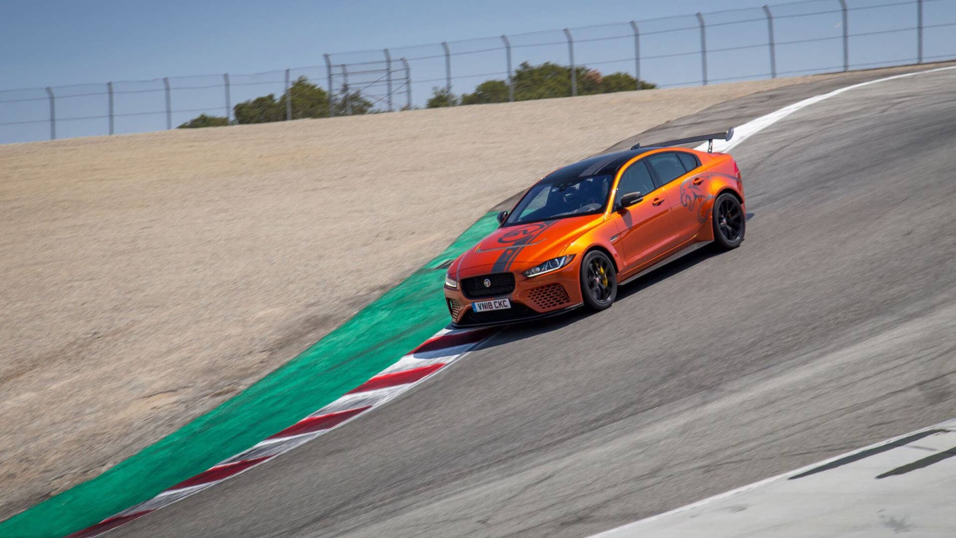 2019 Jaguar XE SV Project 8
