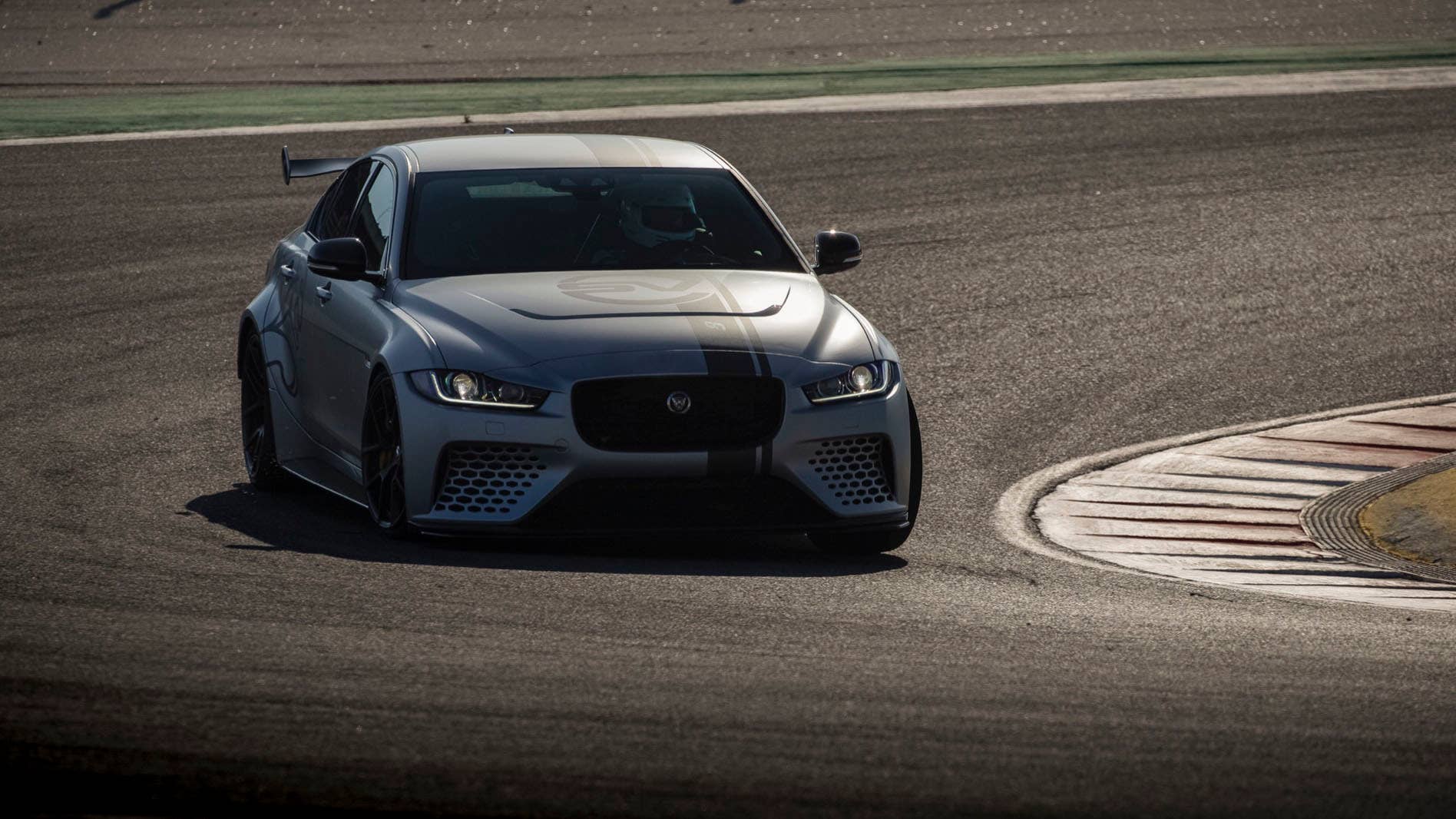 2019 Jaguar XE SV Project 8