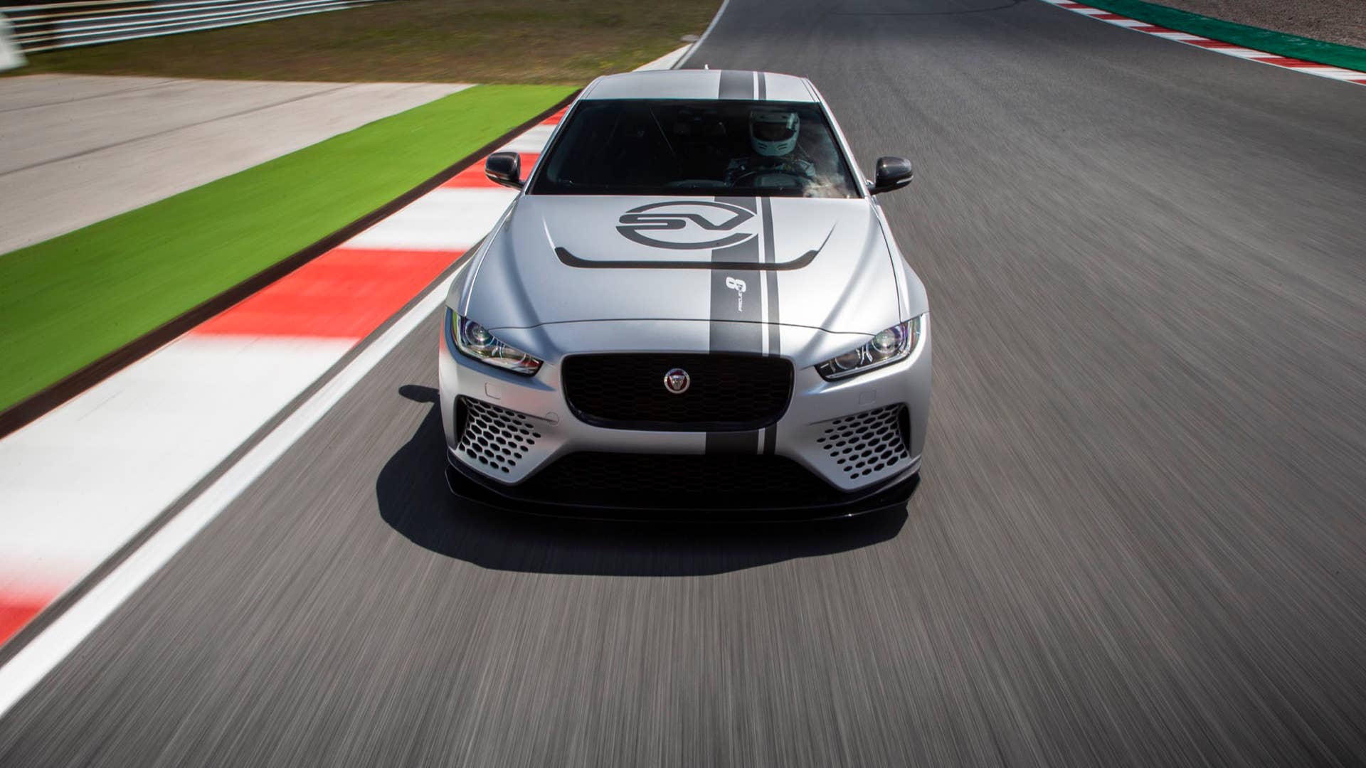 2019 Jaguar XE SV Project 8