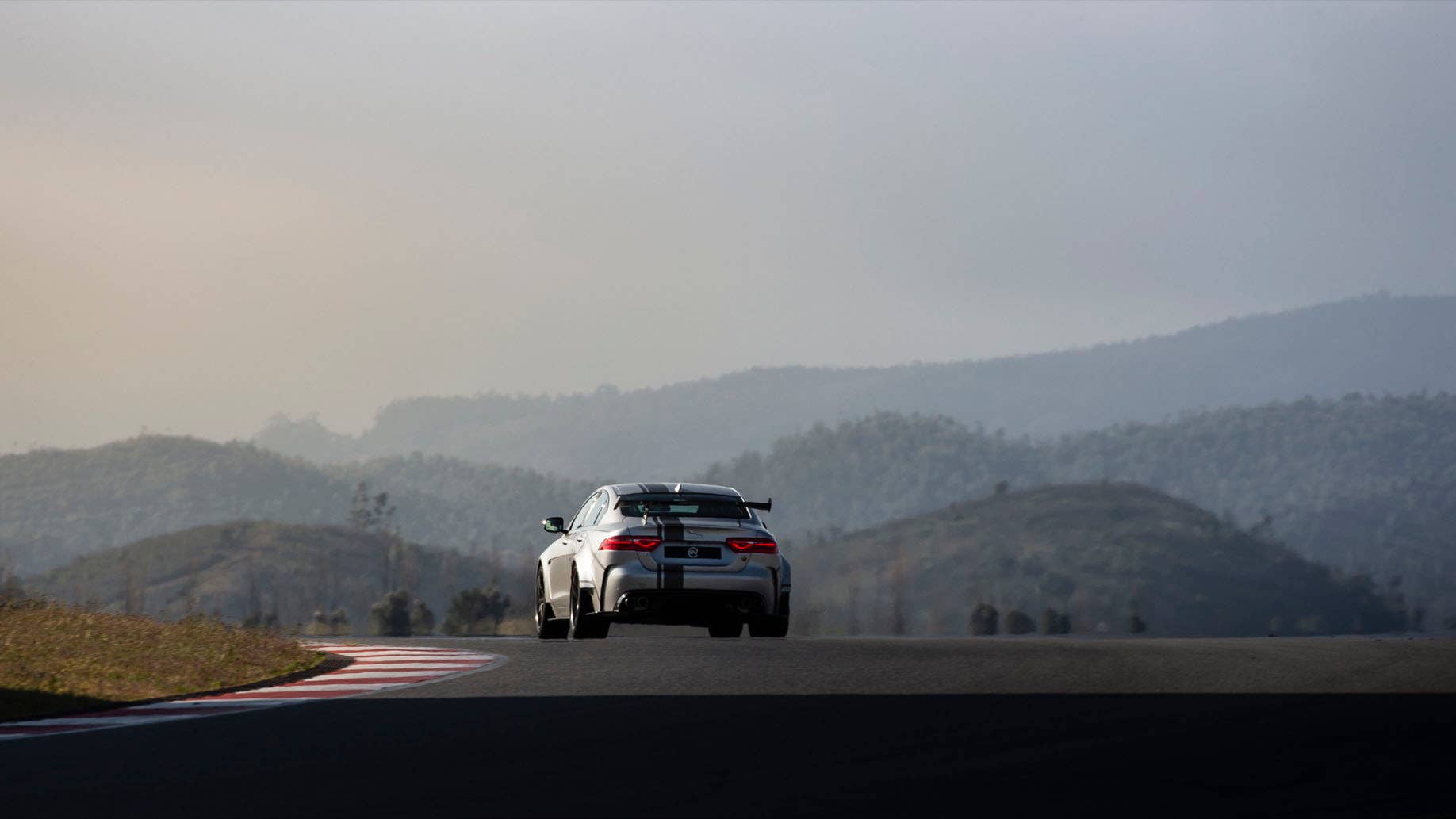 2019 Jaguar XE SV Project 8