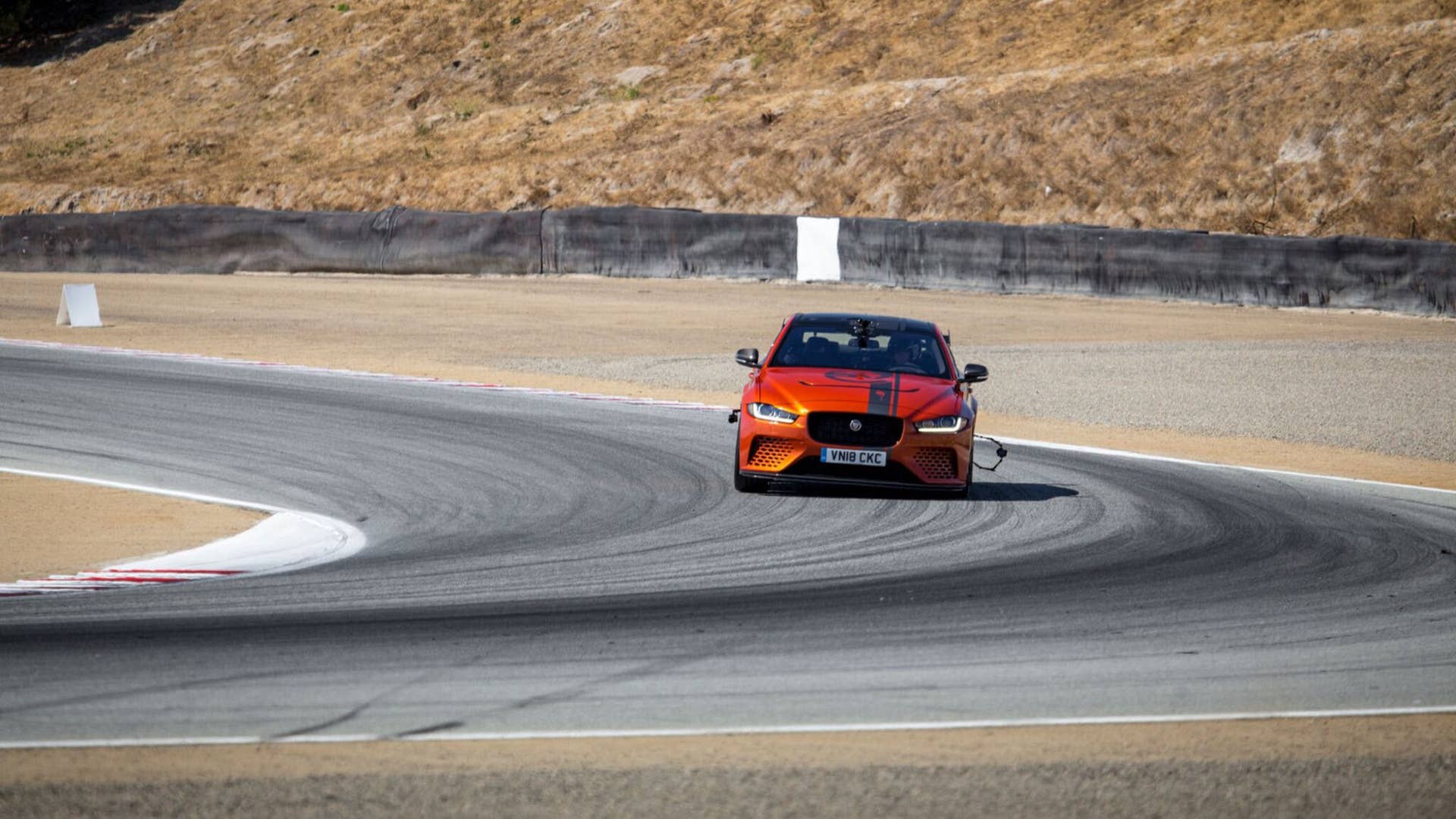 2019 Jaguar XE SV Project 8