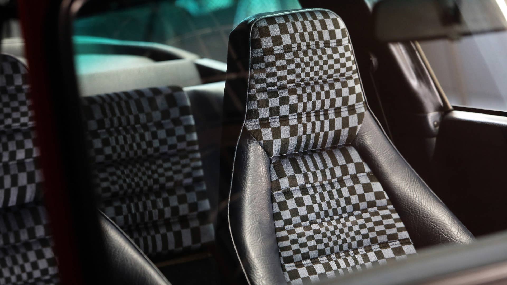 Porsche Seat Design