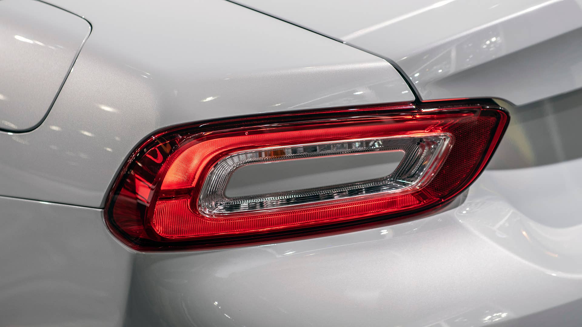 2019 Fiat 124 Spider Urbana Edition