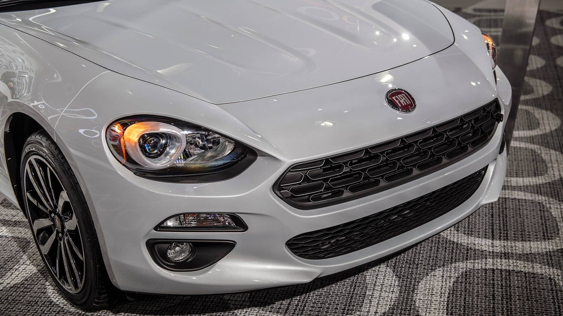 2019 Fiat 124 Spider Urbana Edition