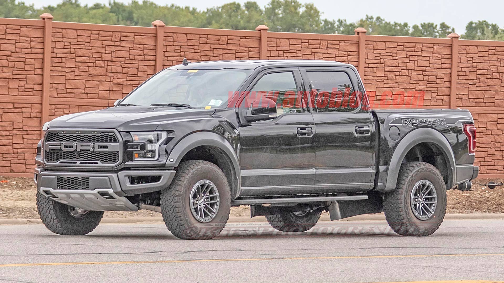 Next-generation Ford F-150 Raptor with coil suspension