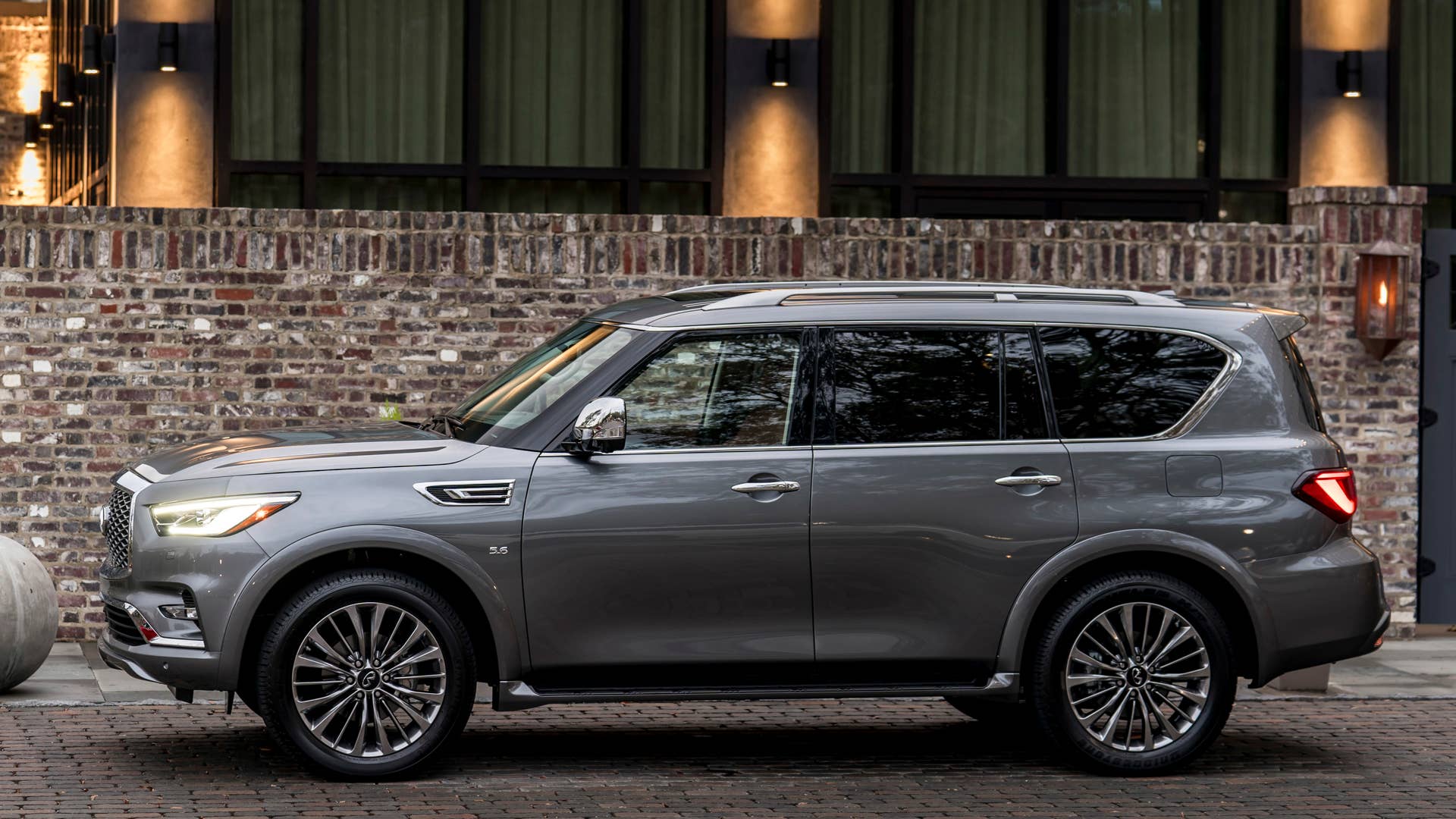 2018 Infiniti QX80