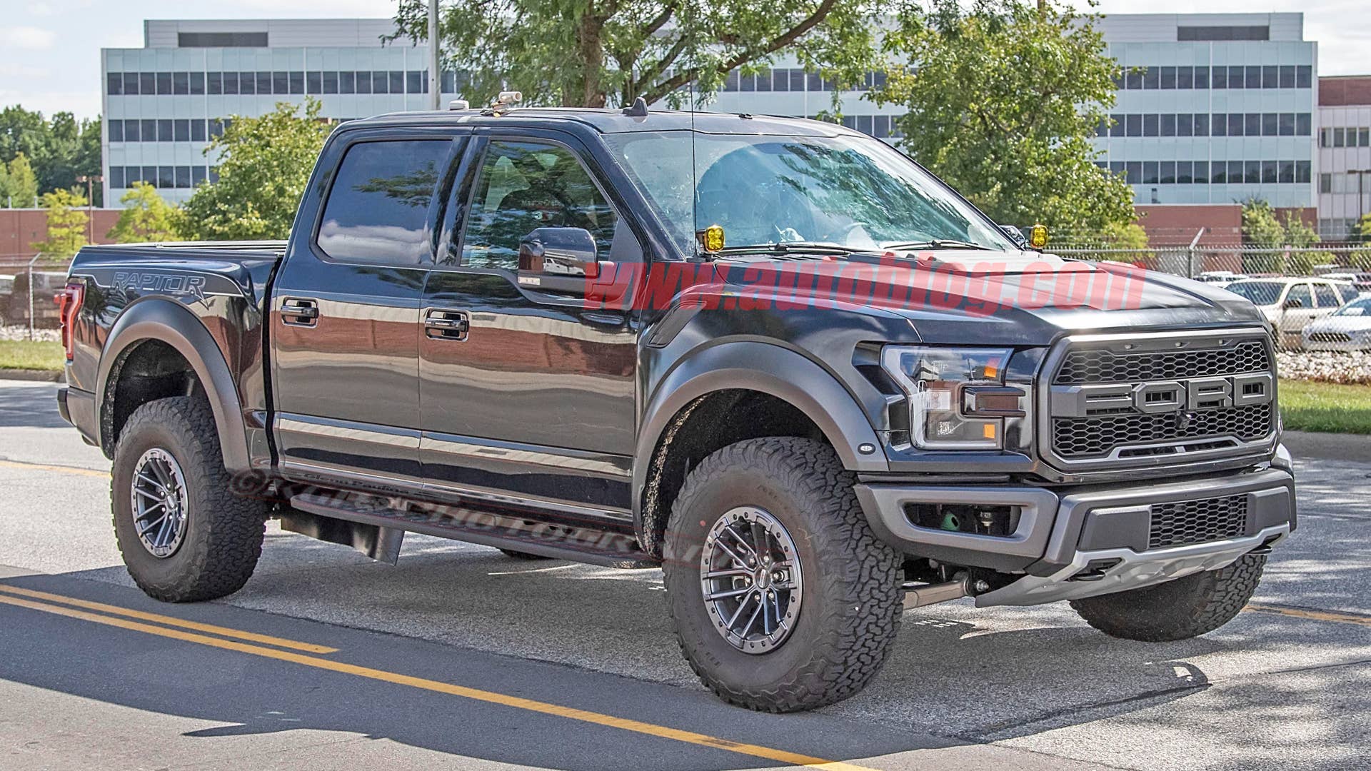 Next-generation Ford F-150 Raptor with coil suspension