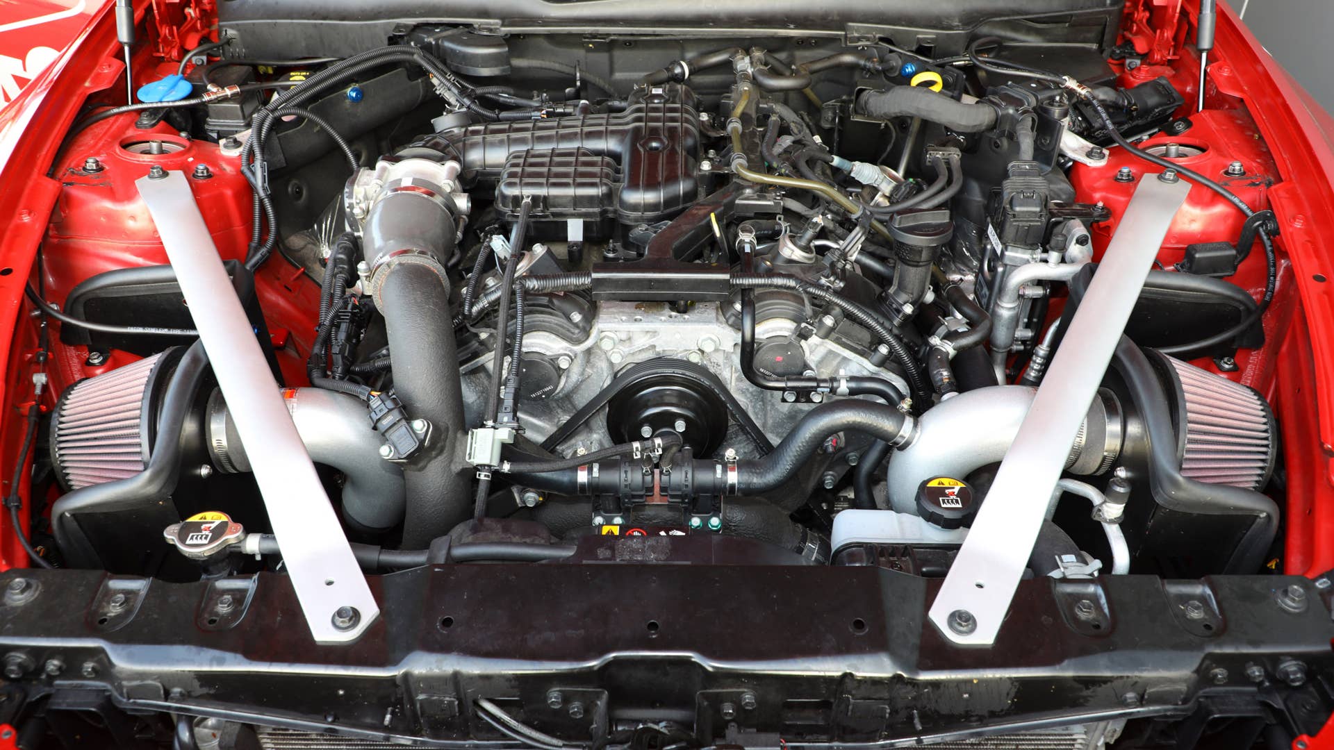 Kia Stinger GT 420 engine