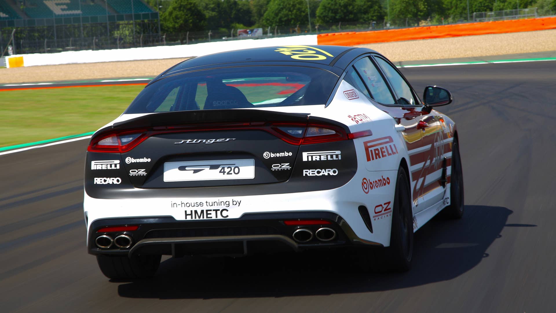 Kia Stinger GT 420 exterior