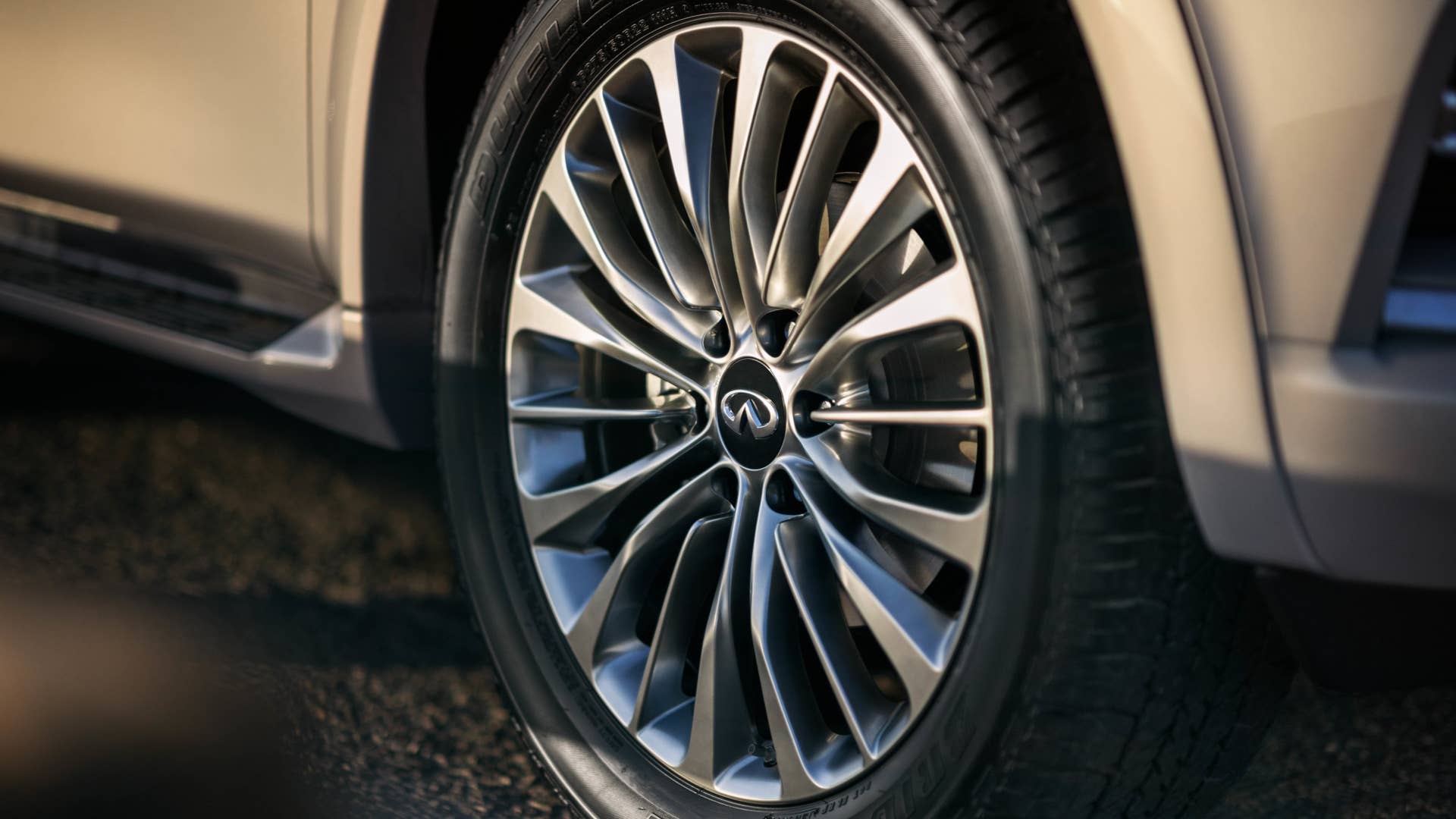 Infiniti QX80