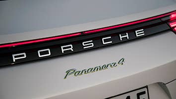 2018 Porsche Panamera 4 E-Hybrid