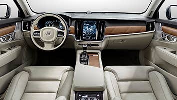 2017 Volvo S90