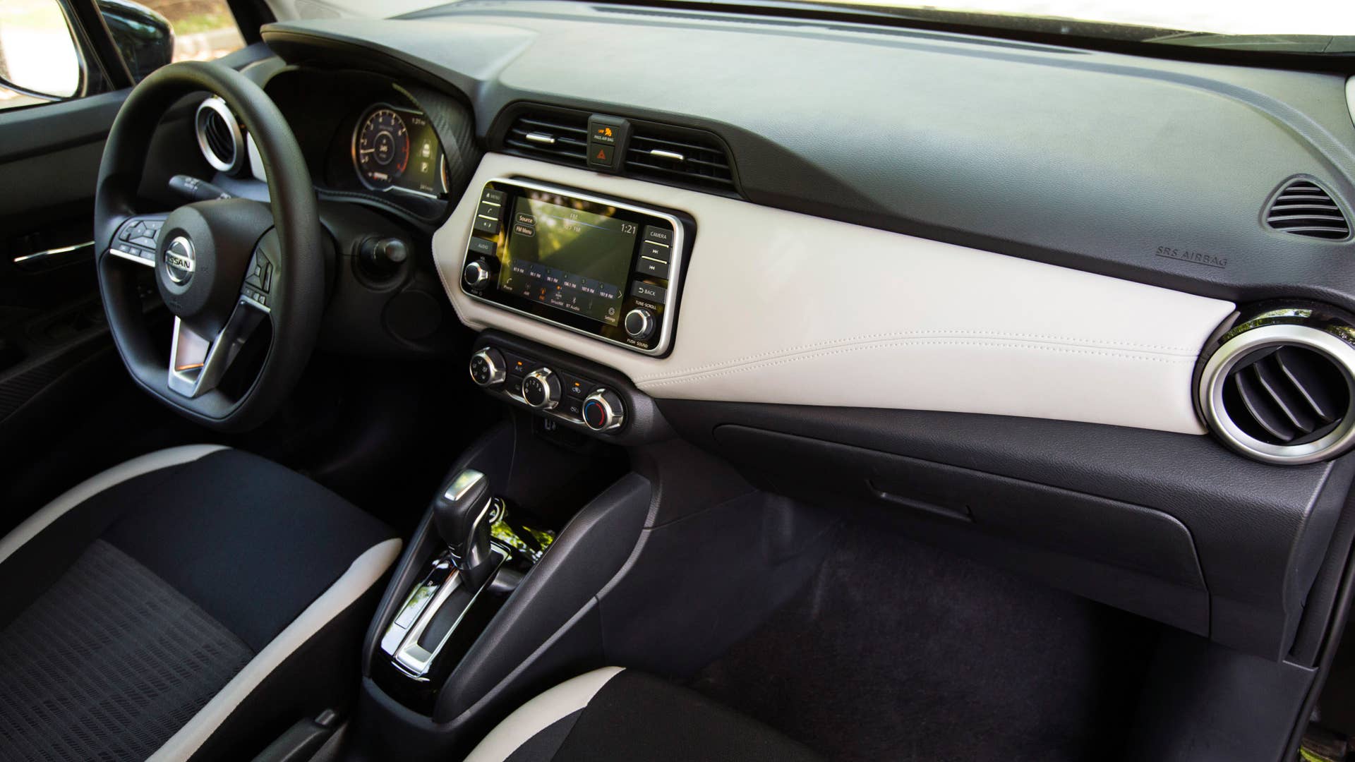 2020 Nissan Versa SV interior