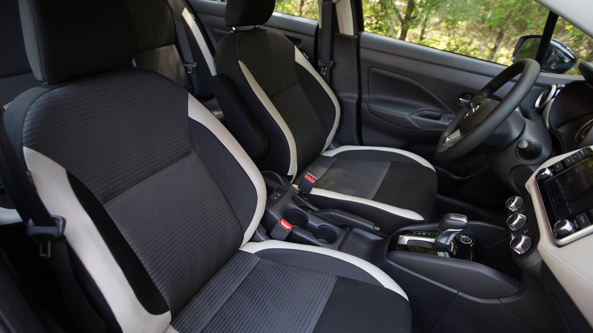 2020 Nissan Versa SV interior