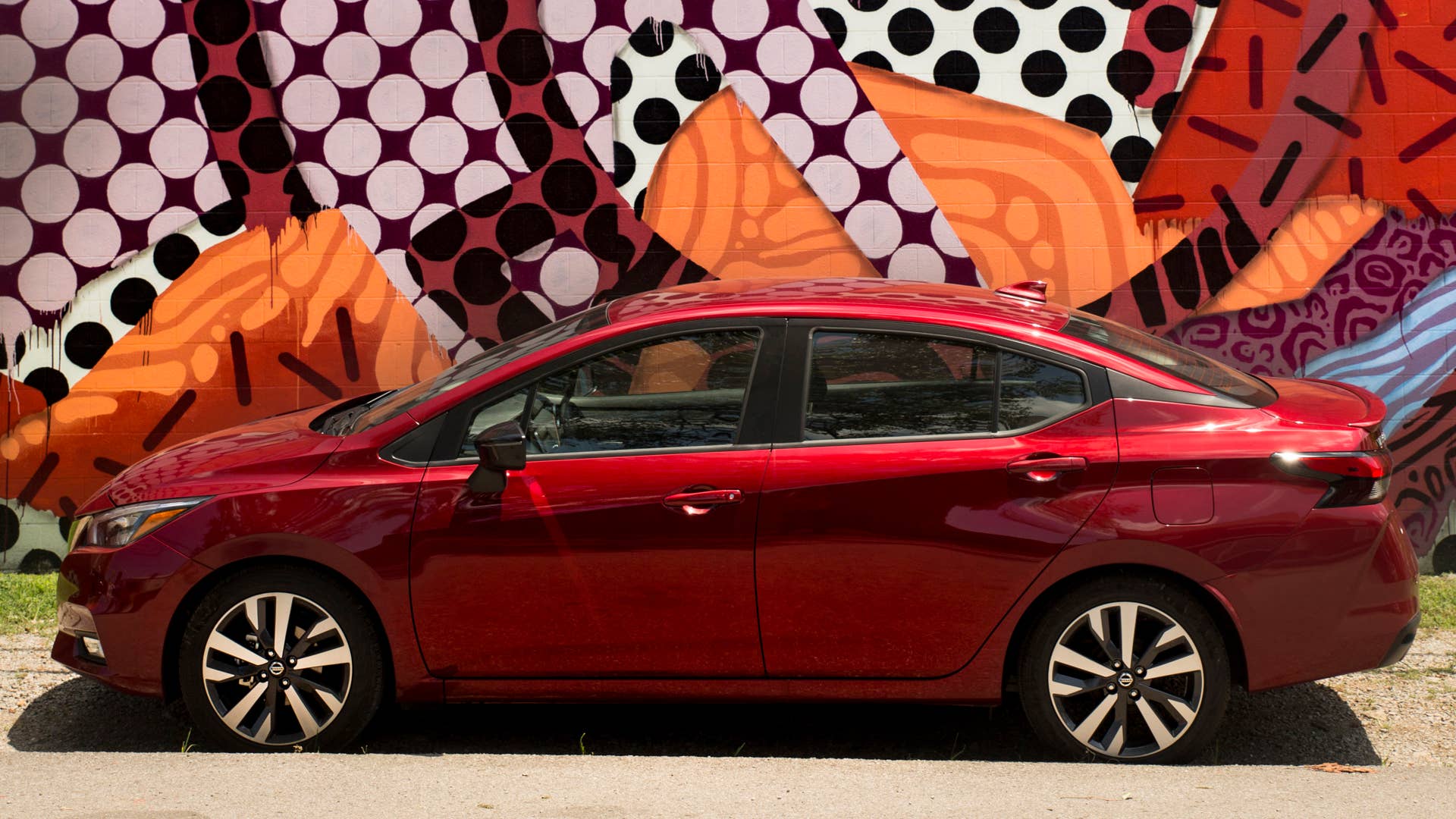 2020 Nissan Versa SR
