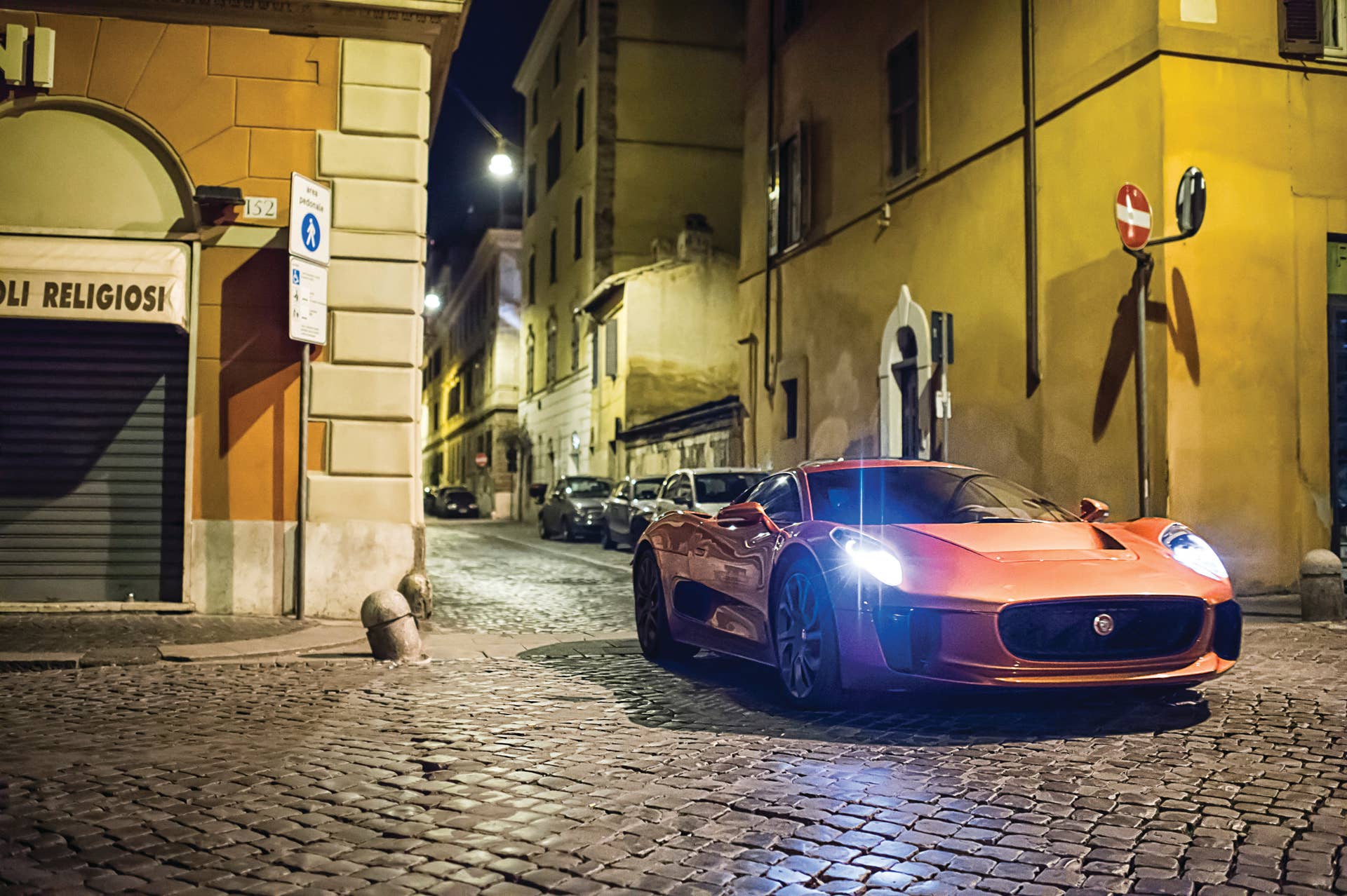 bond film 007 spectre james jaguar c-x75