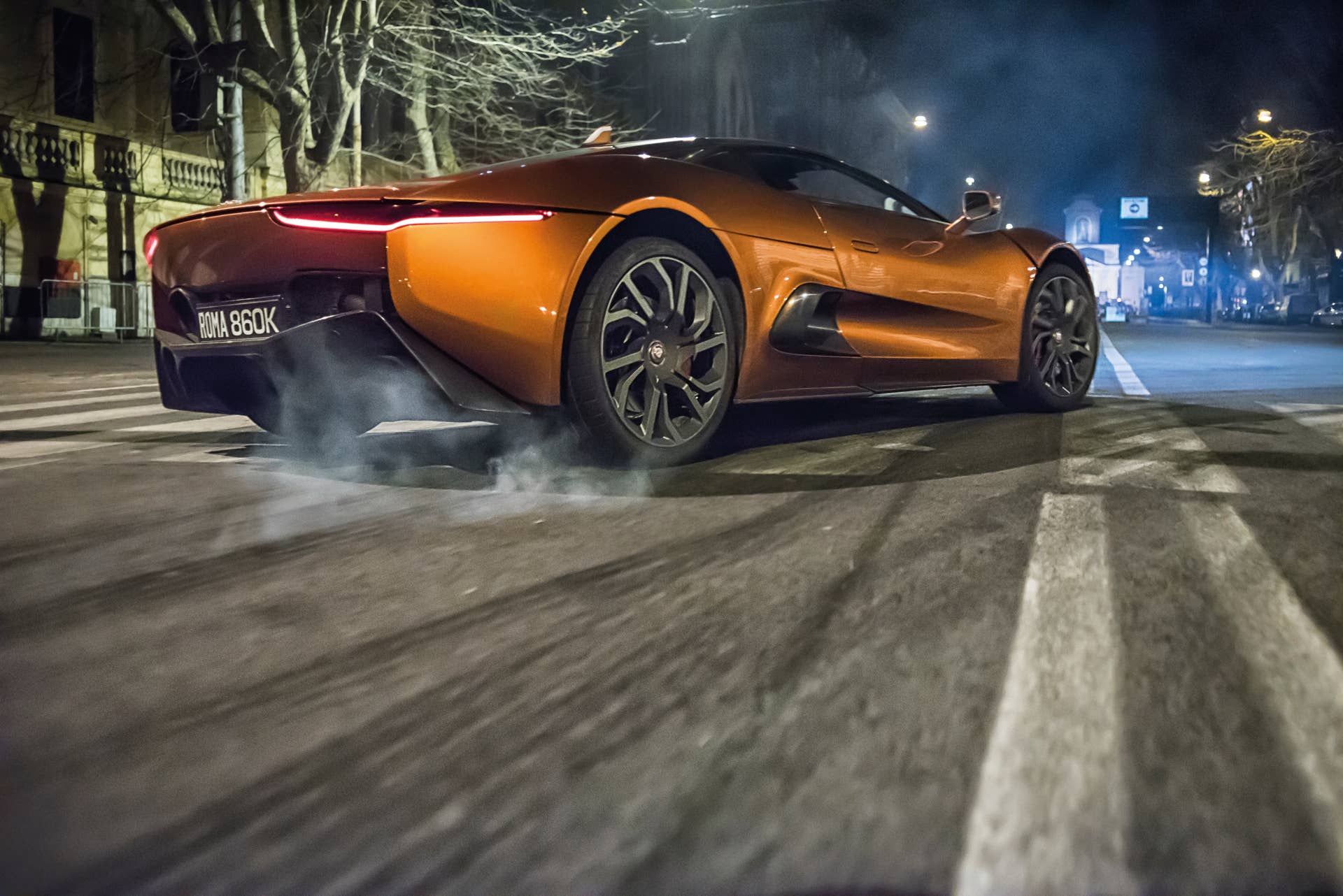 spectre jaguar 007 bond c-x75 movie