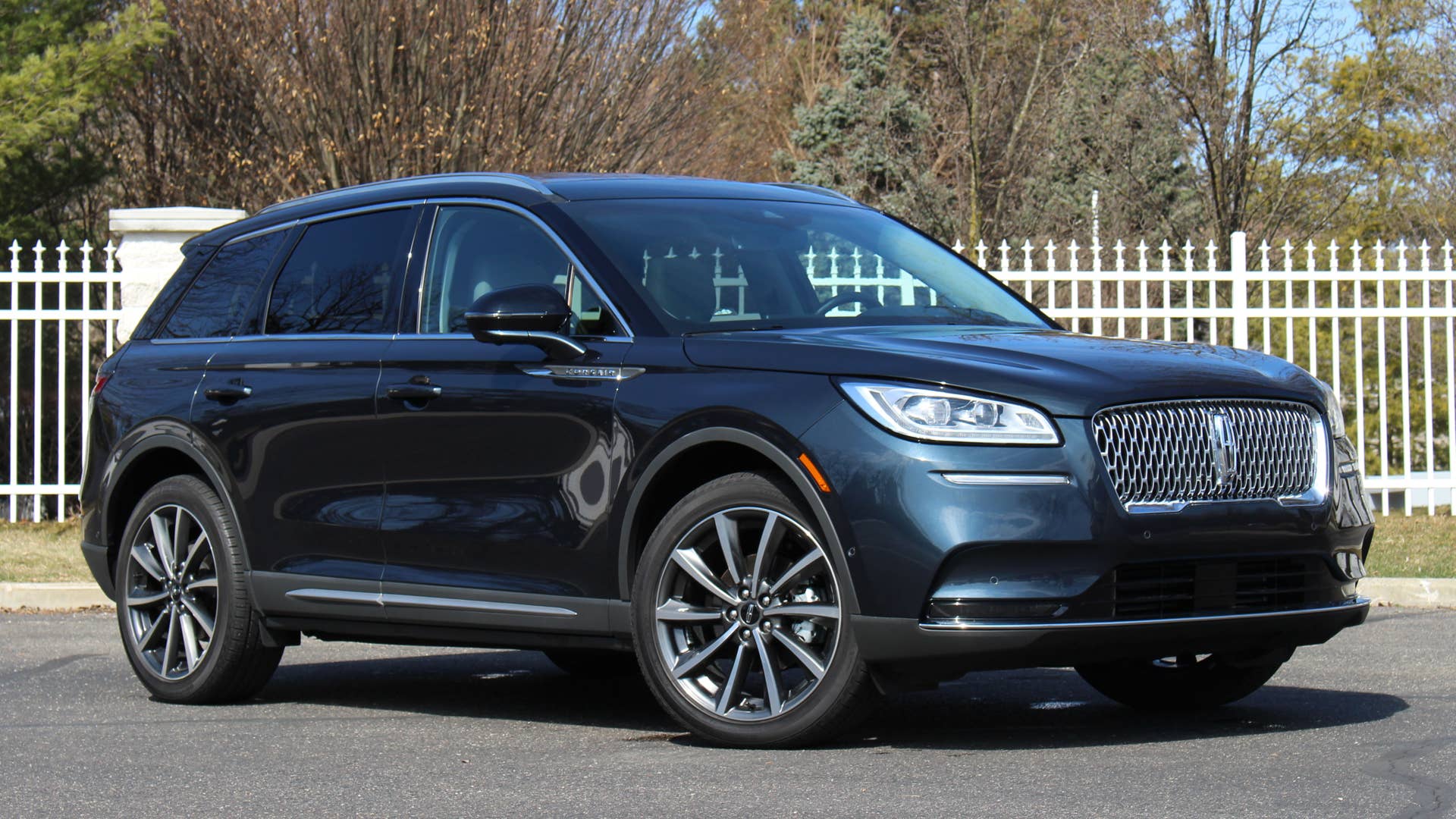 2020 Lincoln Corsair exterior